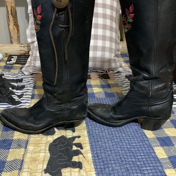 Vintage Lady Harley Boots - Picture 5 of 8